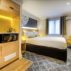 Studio met een King Size Bed